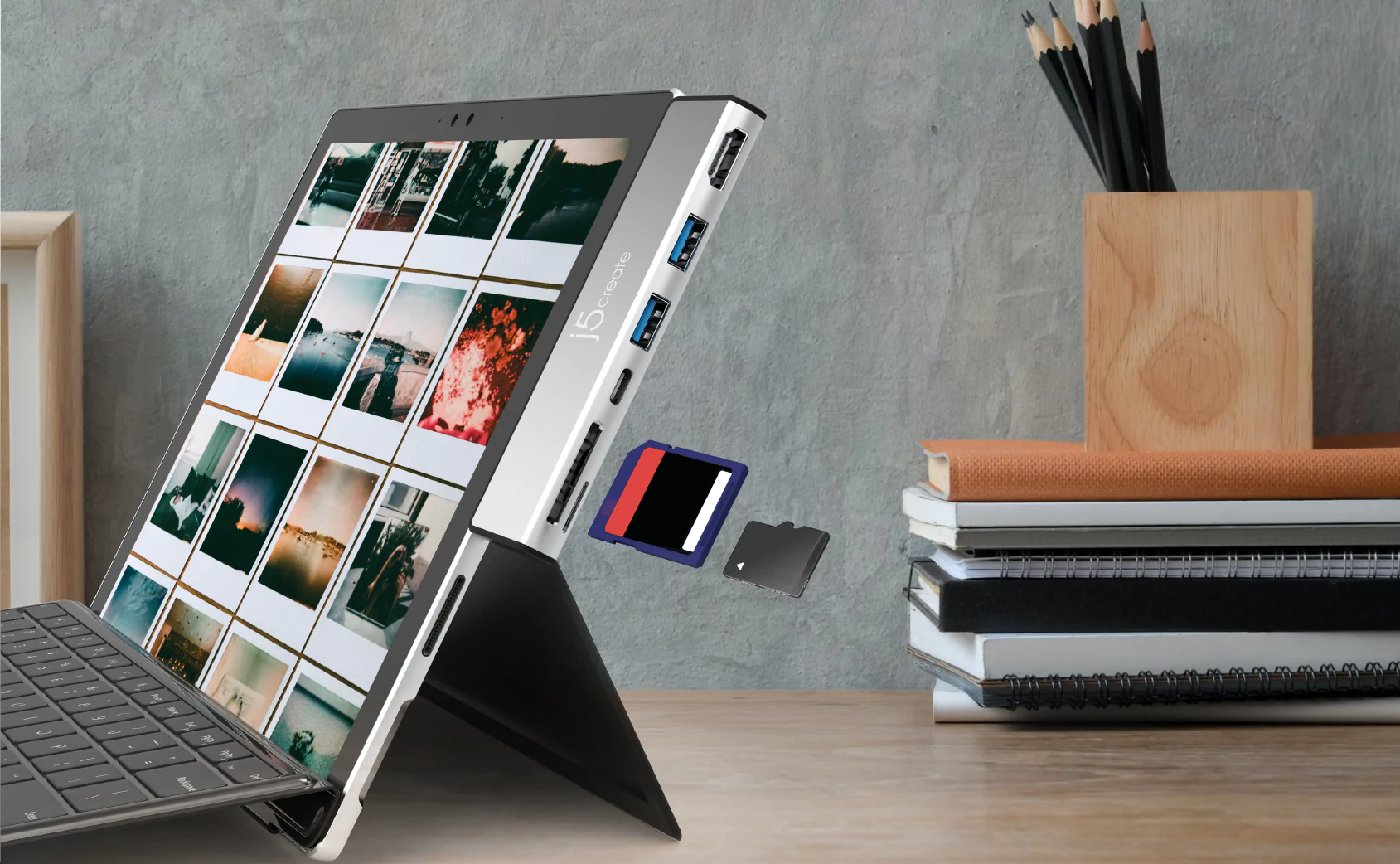 J5 Create Ultra Drive Mini Dock for Surface Pro 7 - JCD324B
