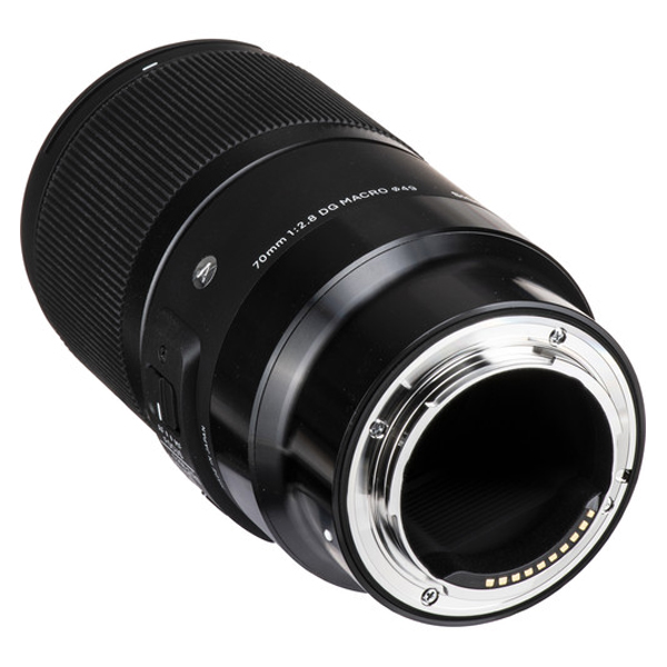Sigma 70mm f/2.8 DG Macro | Art Lens for Sony E | PLUGnPOINT