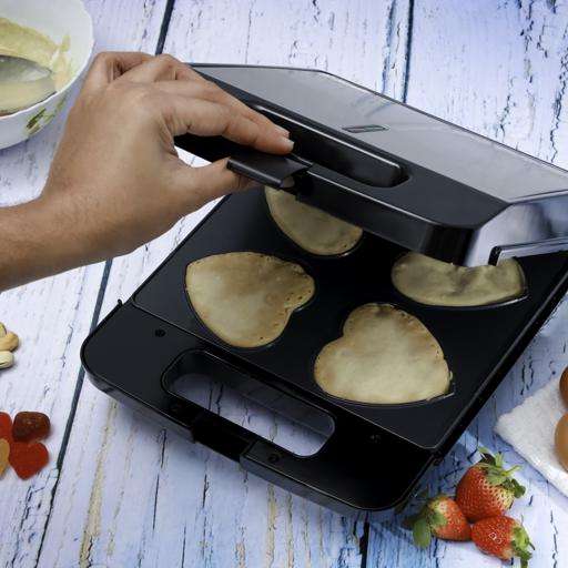 Geepas Heart Waffle Maker | 4 waffle maker