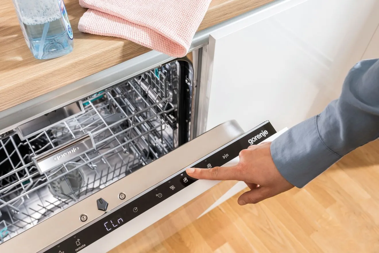 Gorenje GV643D60 | Fully Integrated Dishwasher 